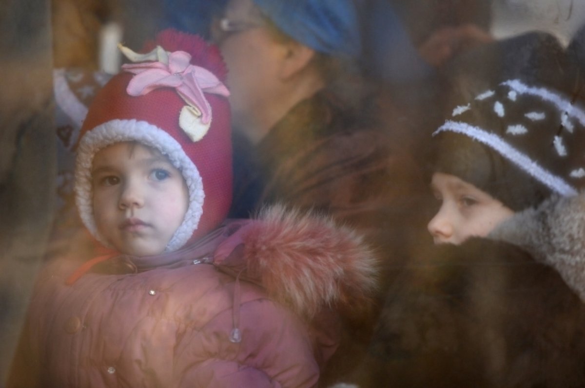    Львова-Белова призвала поменять отношение работников транспорта к детям