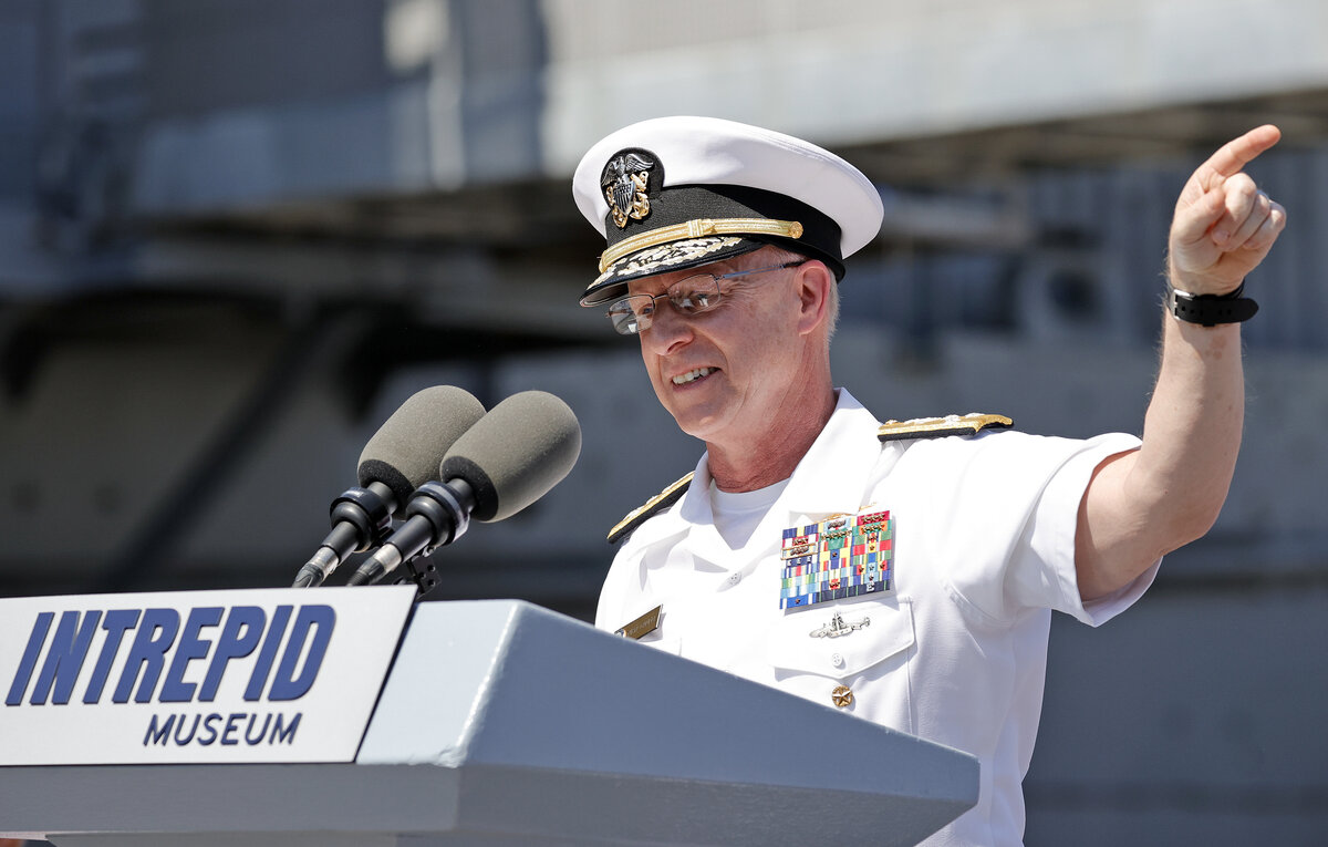   Глава Командования сил флота США Дэрил Кодл  EPA-EFE/JASON SZENES