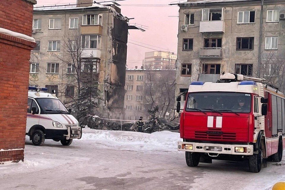     В Новосибирске спасатели завершили разбор завалов на Линейной, 39. Анна ПАШАГИНА