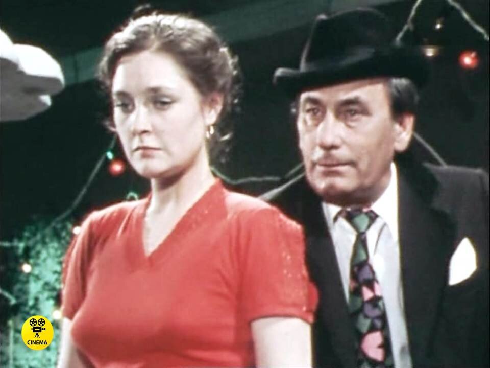 Сфера театр дядюшкин сон. Родственники телеспектакль 1981. Телеспектакль 1981. Эзоп калягин. Синяя ворона телеспектакль.