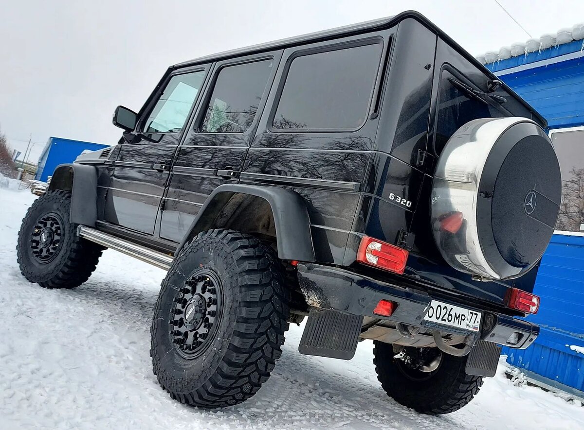 Mercedes G 320 оснастили 35-дюймовыми шинами MAXXIS TREPADOR, редукторами  TIBUS и колёсами с подкачкой. | MAXXIS RUSSIA | Дзен