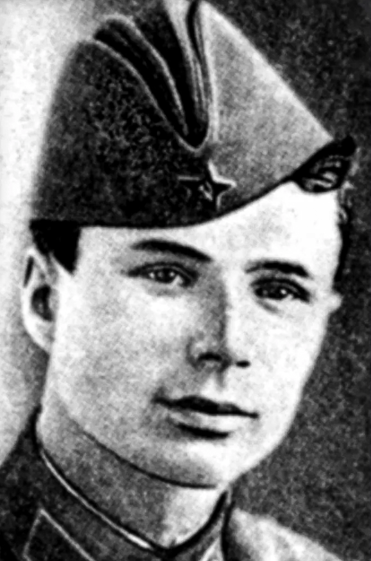 Александр Сивачев.