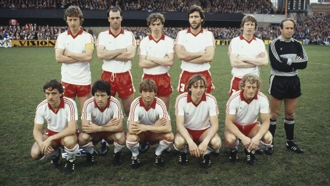 Состав АЗ-67 перед финалом Кубка УЕФА, против английского Ипсвича