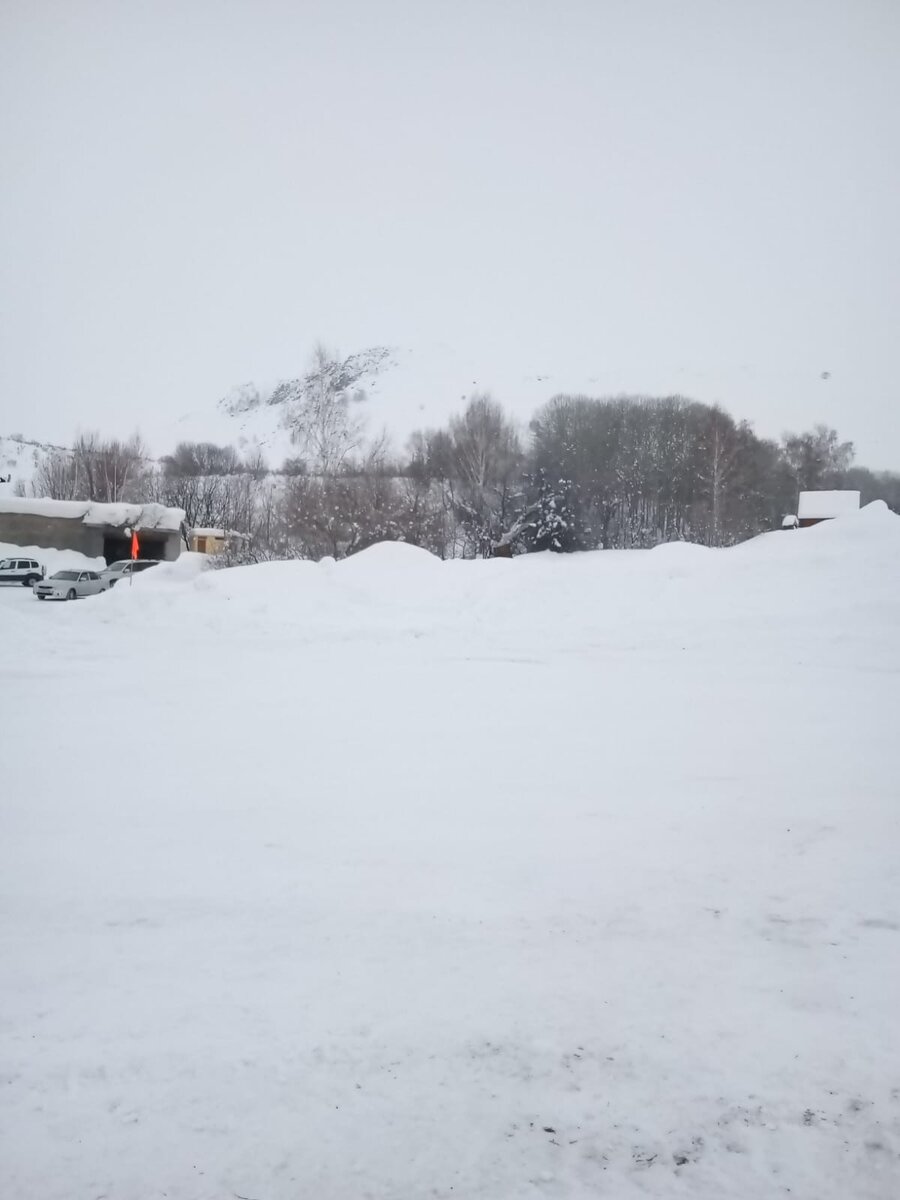 Гора "Орел", где расположена горнолыжная база 