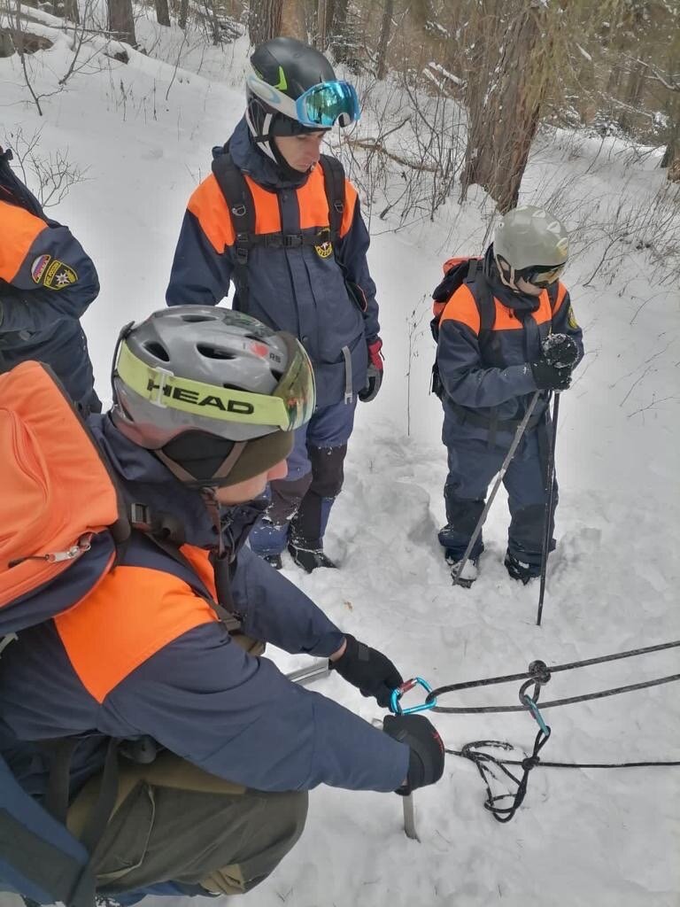 Пик Архызских спасателей