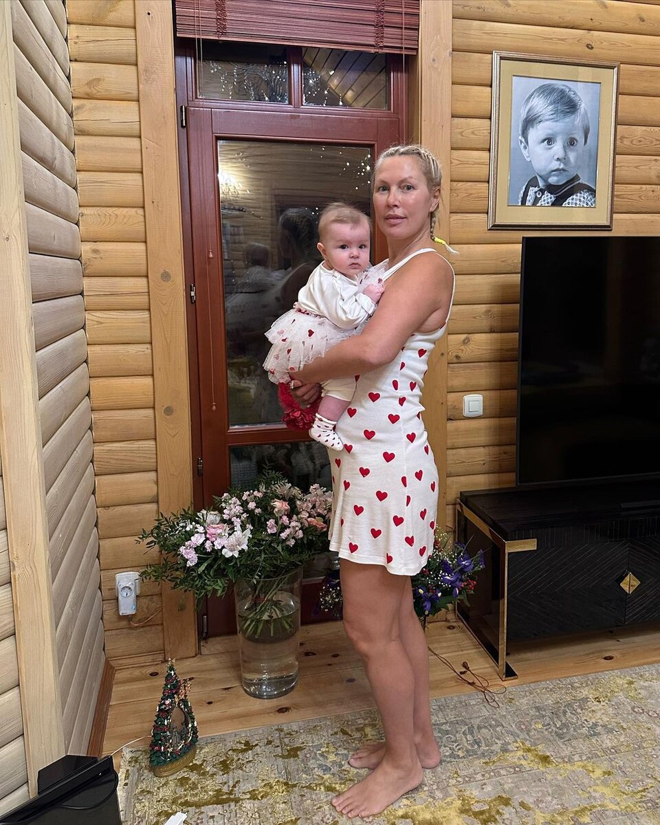 Листайте вправо, чтобы увидеть больше изображений