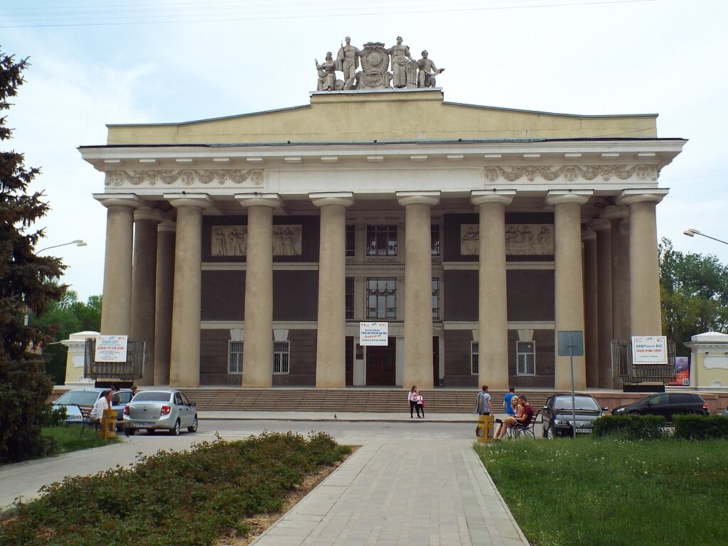 дк вгс волжский. музей г волжский волгоградской области. памятники парк вгс волжский. город волжский достопримечательности. культура города волжского.