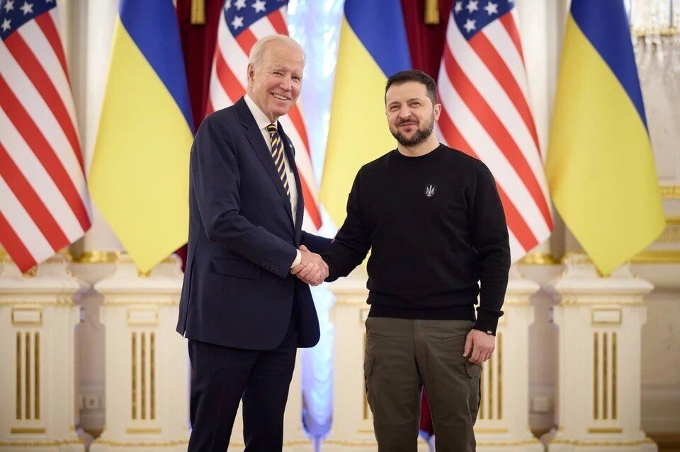     В Конгрессе США призвали прекратить помощь Украине после визита Байдена в Киев Фото: соцсети