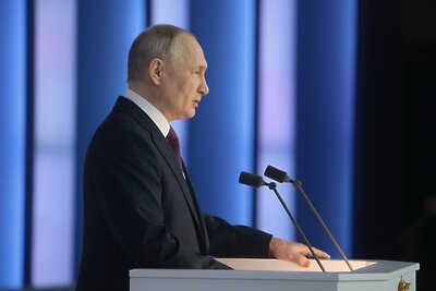    Президент РФ Владимир Путин выступает с ежегодным посланием Федеральному собранию. ©Михаил Метцель РИА Новости