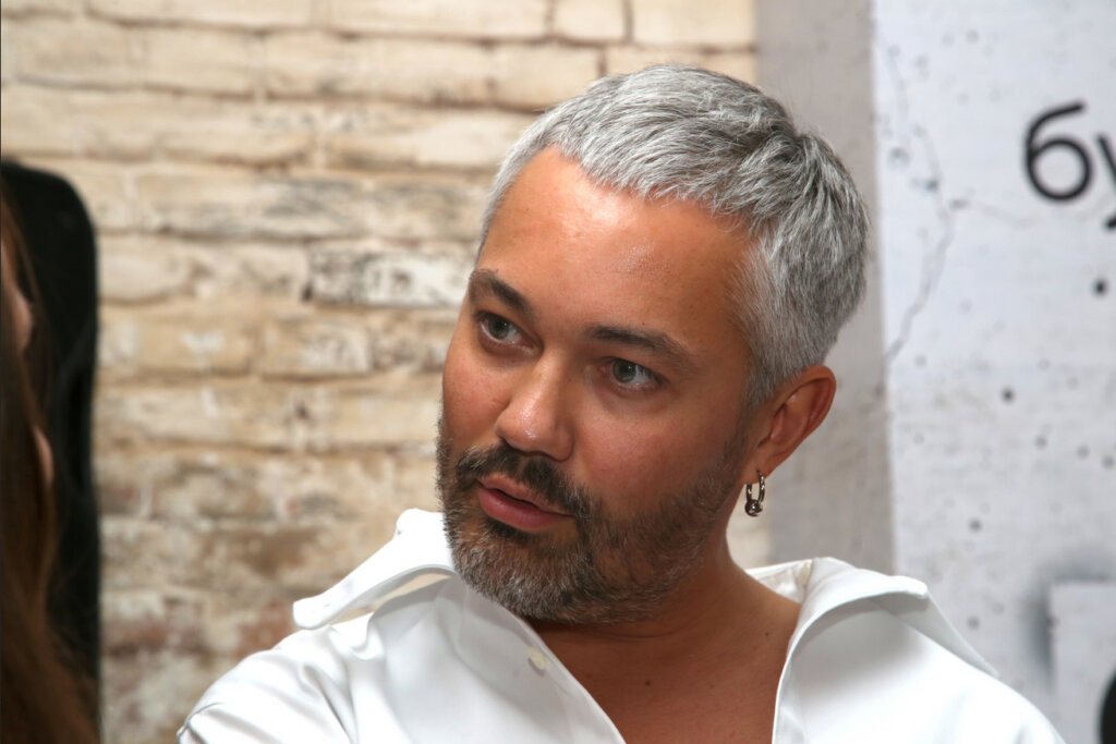    Александр Рогов считает, что актер напрасно пошел на изменение внешности. Фото: Кудрявов Борис