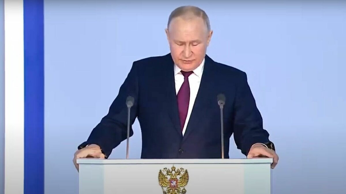     Президент РФ Владимир Путин призвал вернуться к пересмотру экономических составов преступлений в уголовном законодательстве. Тему глава государства поднял во время оглашения послания Федеральному Собранию 21 февраля.