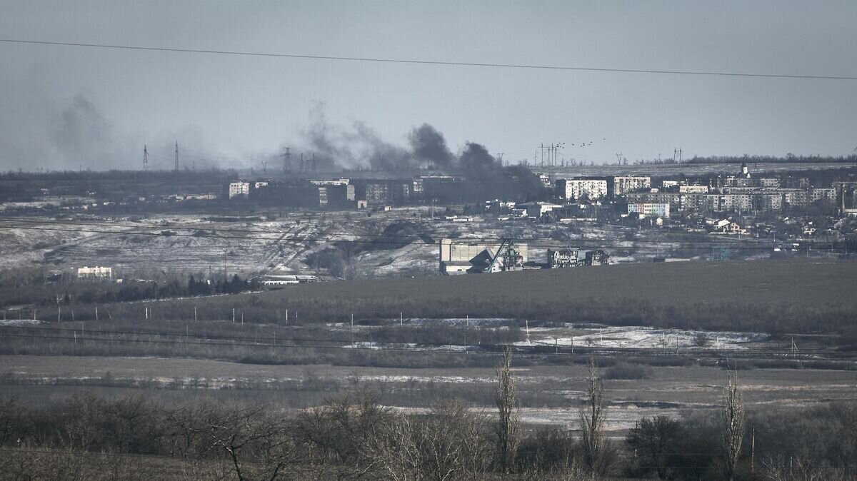    Дым над Соледаром© AP Photo / LIBKOS