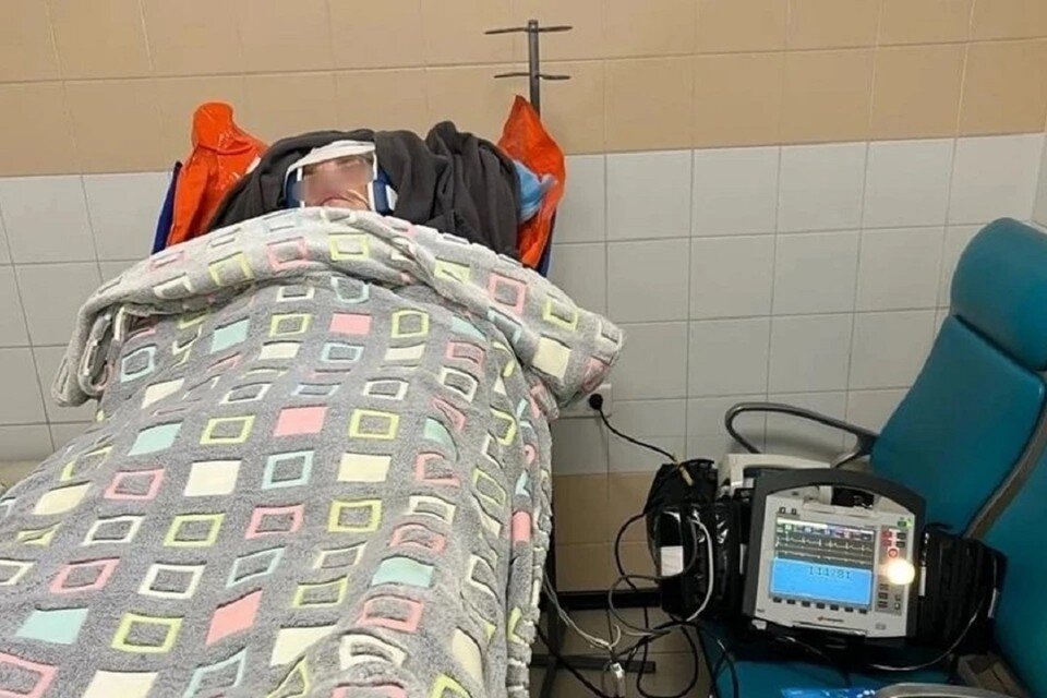     Женщину, впавшую в кому на Бали, доставили в Новосибирск. Фото: предоставлено дочерью женщины.