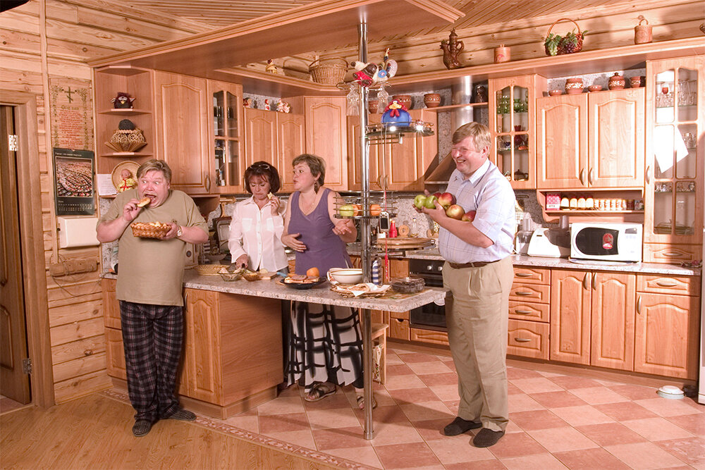    Николай Бандурин и Михаил Вашуков с женами. 2003 г. Фото:  www.globallookpress.com