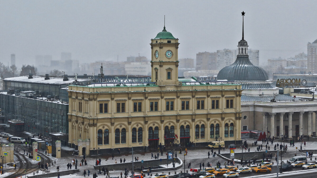 площадь комсомольская