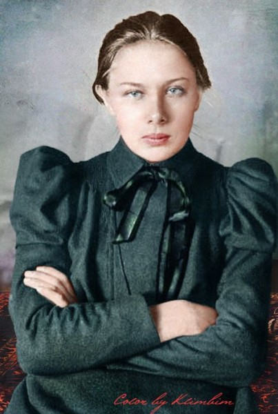 26 февраля – день рождения Надежды Константиновны Крупской (1869-1939). Ниже приводятся несколько цитат её и о ней. Некоторые из них, о взаимоотношениях Н. К.