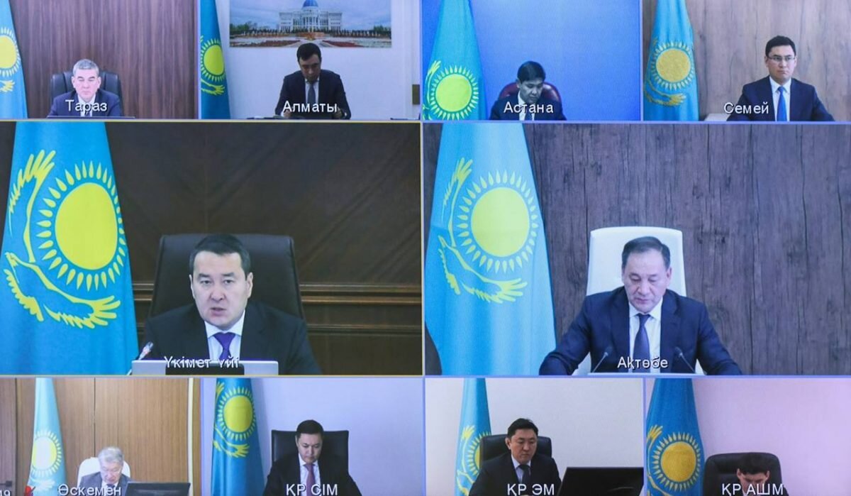    Фото: пресс-служба премьер-министра Эрлен Абдулманов