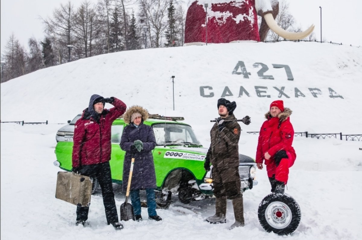 На «Москвиче» - за северным сиянием. Самарец с друзьями покорил Арктику |  АиФ-Самара | Дзен