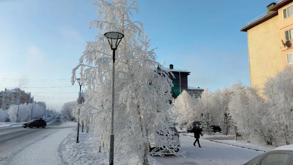 Когда придет тепло в янао. Весенний снег фото. Снежный февраль фото. Снег в марте фото. Март на Ямале.