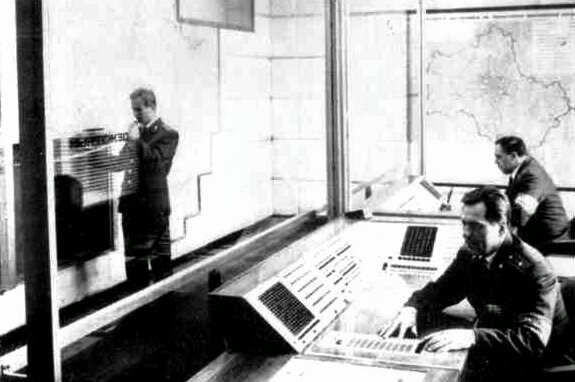 Дежурные части при Цепкове приобрели более современный вид. Фото https://biography.wikireading.ru.