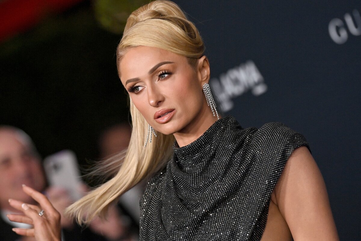 XXX BULE Горячий Paris Hilton порно туб, новейший:страница 1