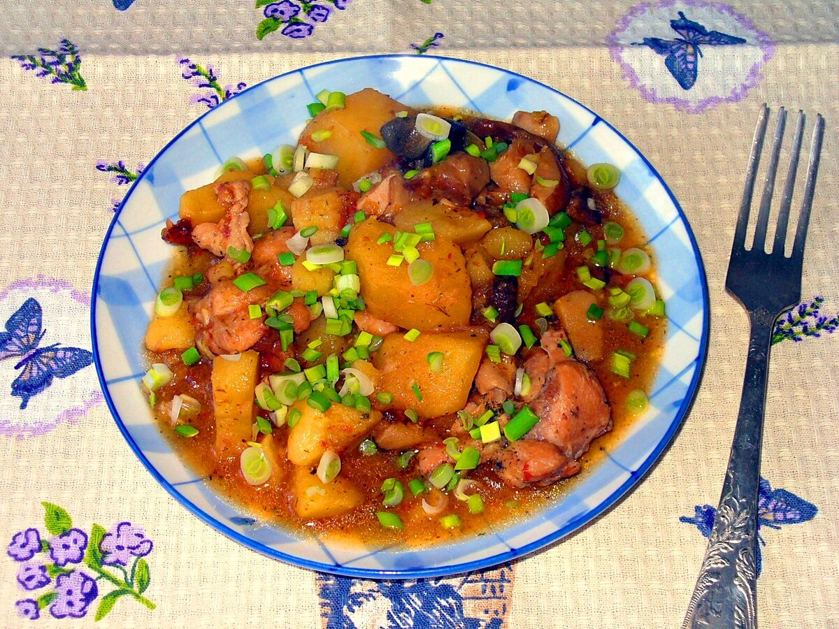 Такса собака. Море таксы и еда дзен. Голодная такса. Мойва. Море таксы и еда дзен.