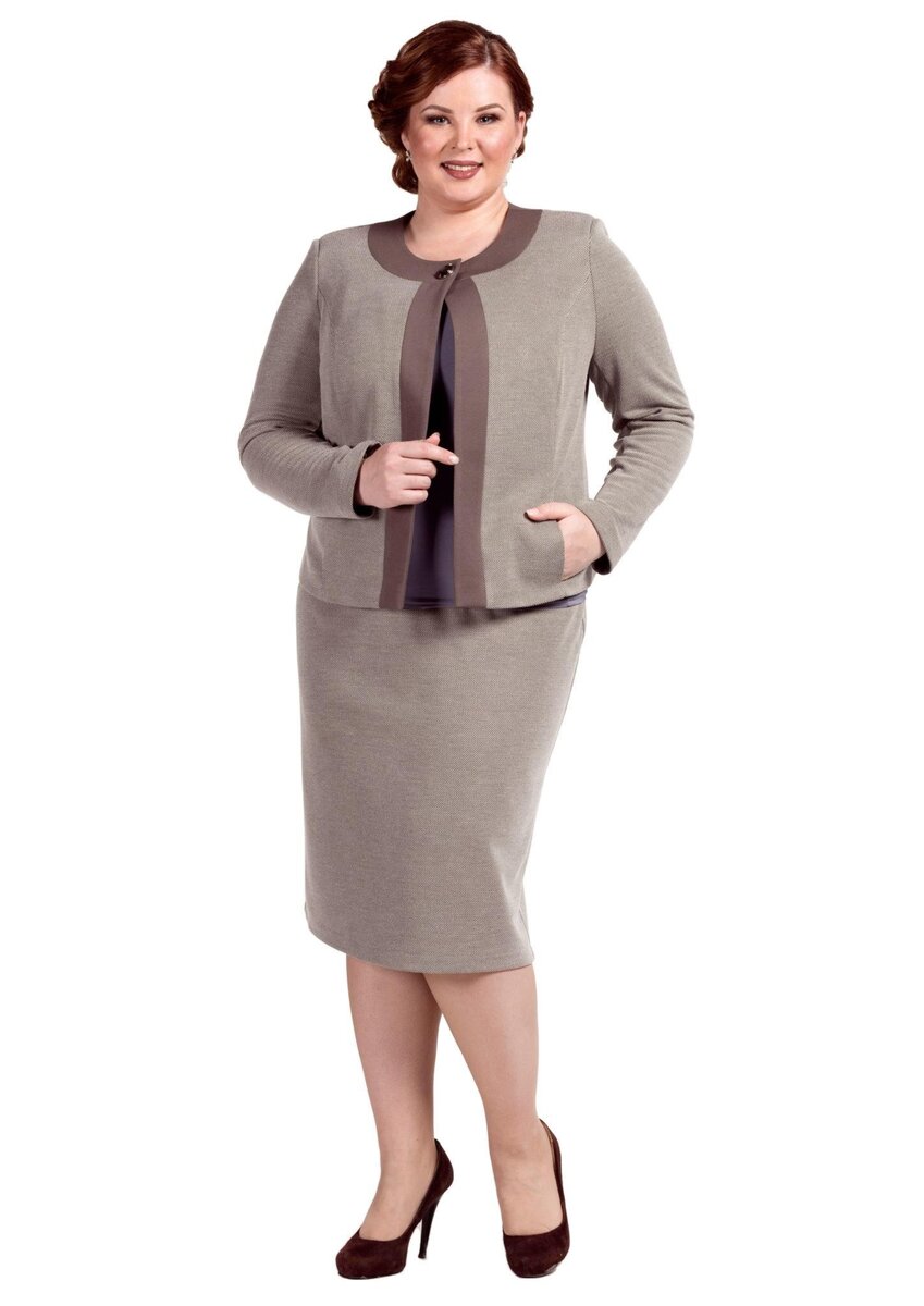 Кажется, похожий костюм носила назад завуч в моей школе 45 лет назад