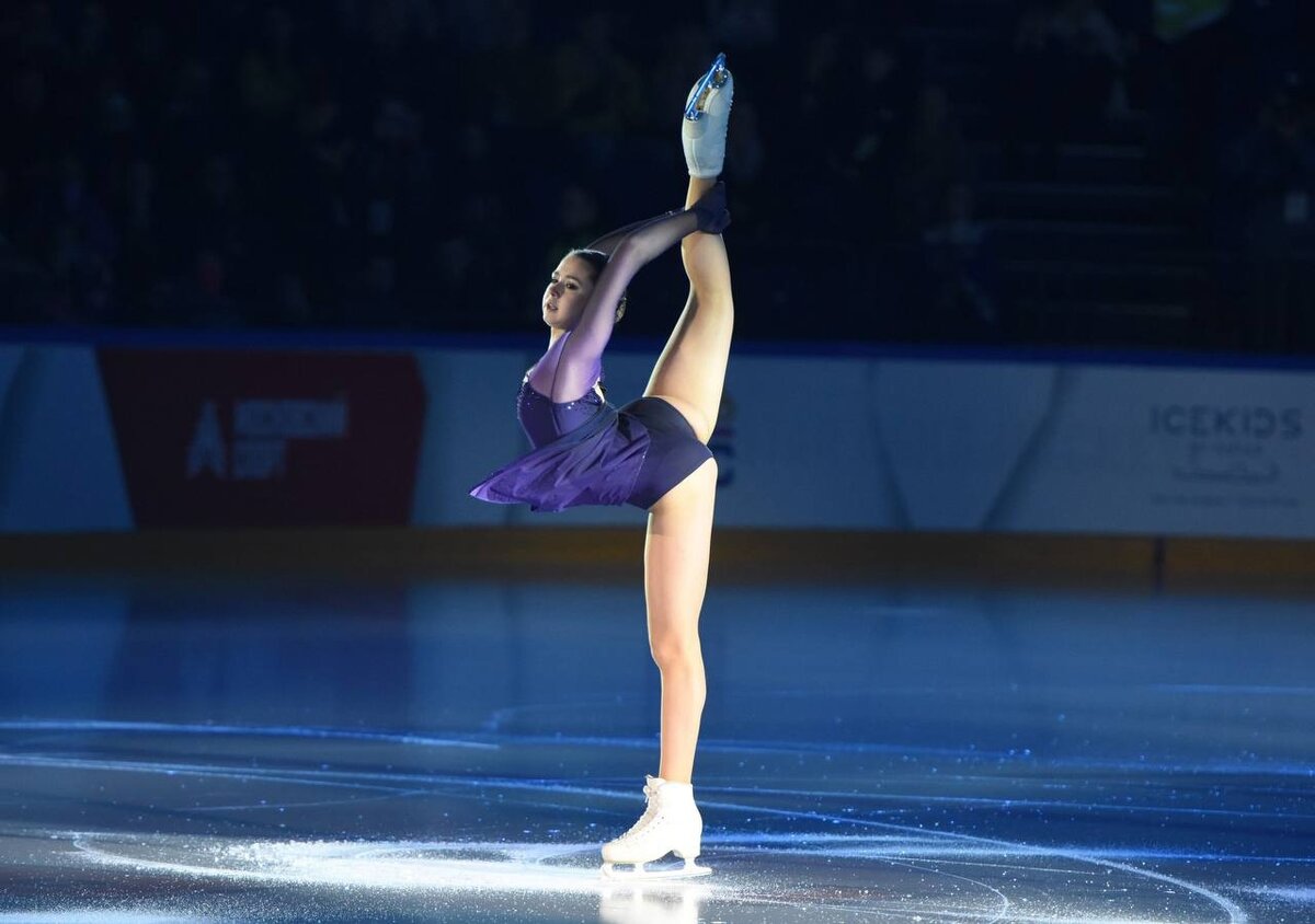 Камила Валиева тройной Аксель