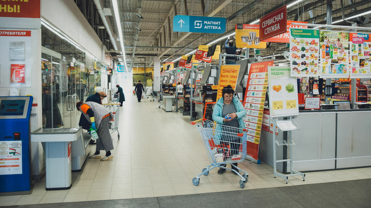     В конце февраля в Волгоградской области продолжила дорожать овощная продукция. Наблюдается рост цен на куриные яйца, молоко и рис. Вместе с тем подешевели вермишель и мука, по информации Волгоградстата.