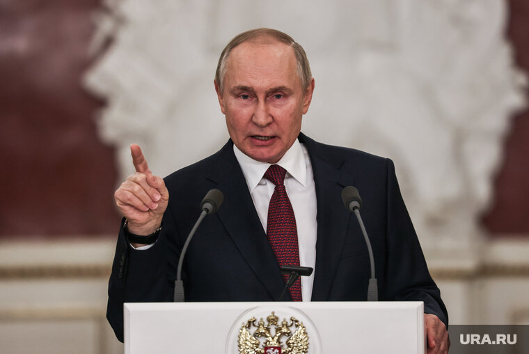    Президент России Владимир Путин дал старт Году педагога и наставника