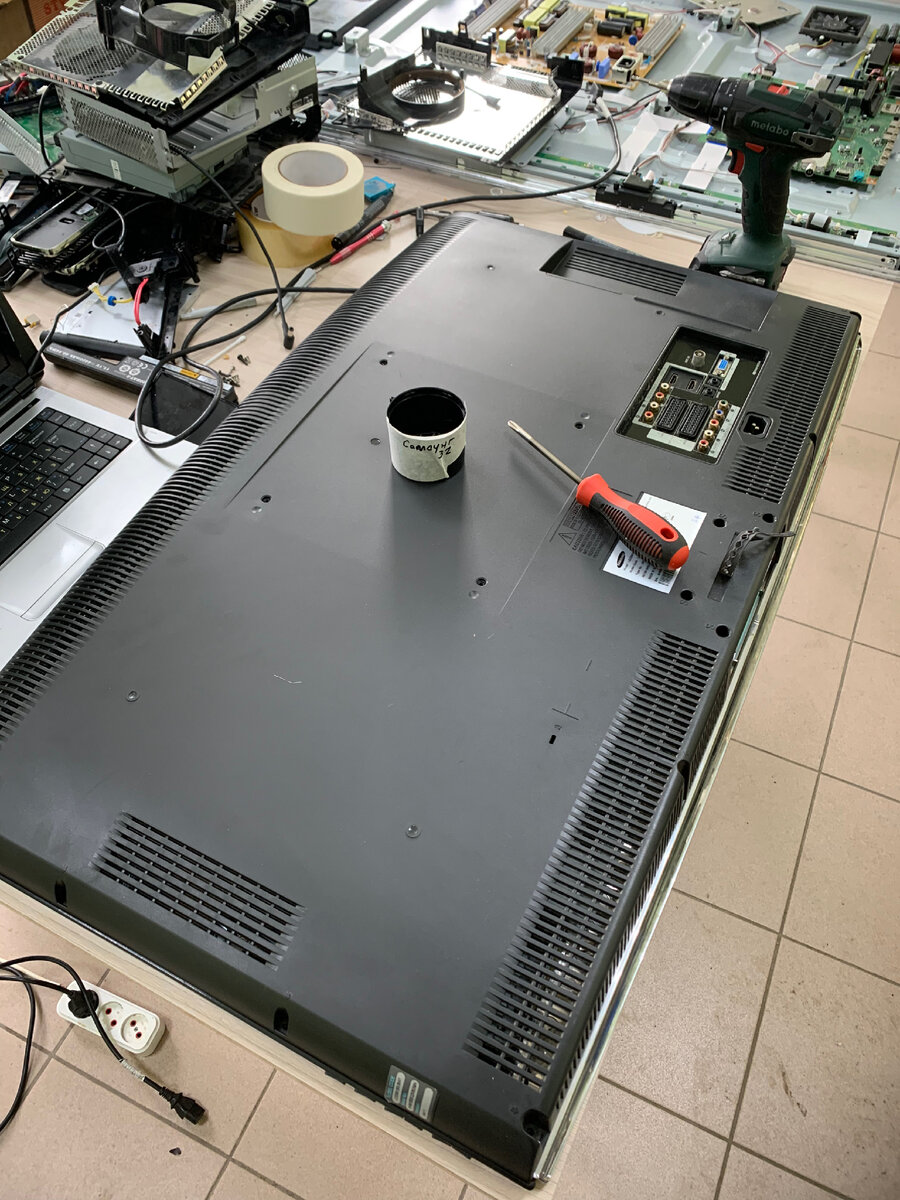 В 14:00 преступили к разборке и диагностике