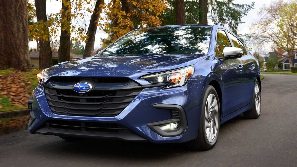    Subaru Legacy. Фото Subaru