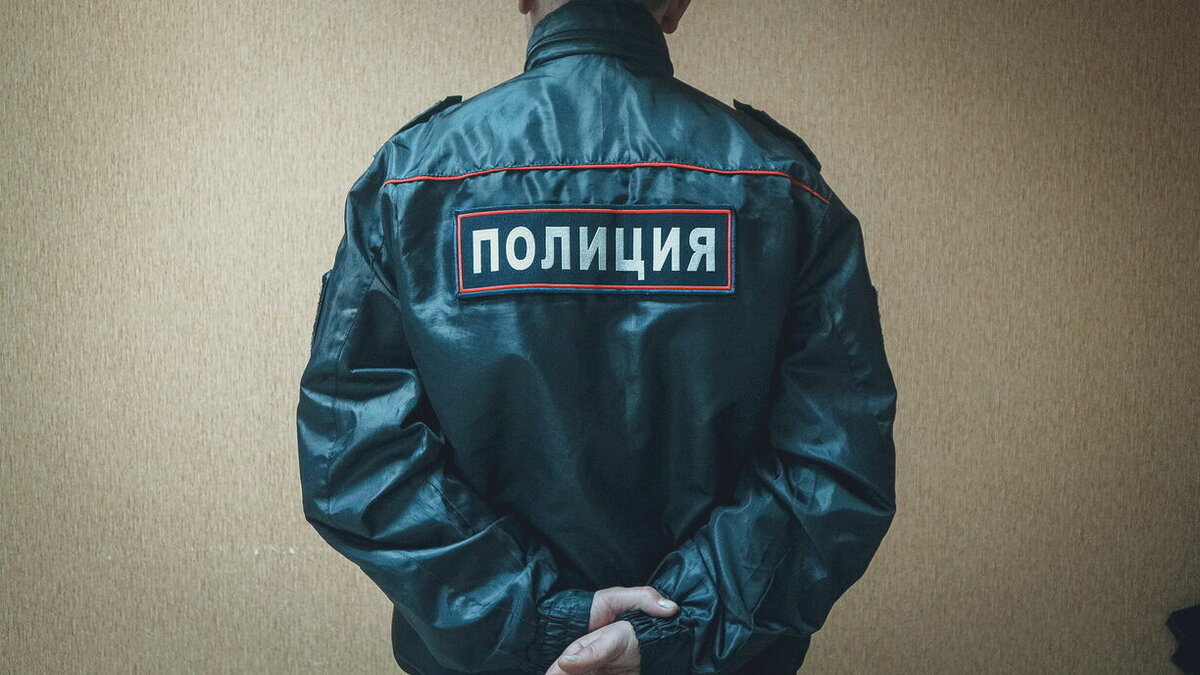     В Ростове-на-Дону будут судить бывшего полицейского, совершившего мошенничество на крупную сумму, сообщили в УСКР по региону.