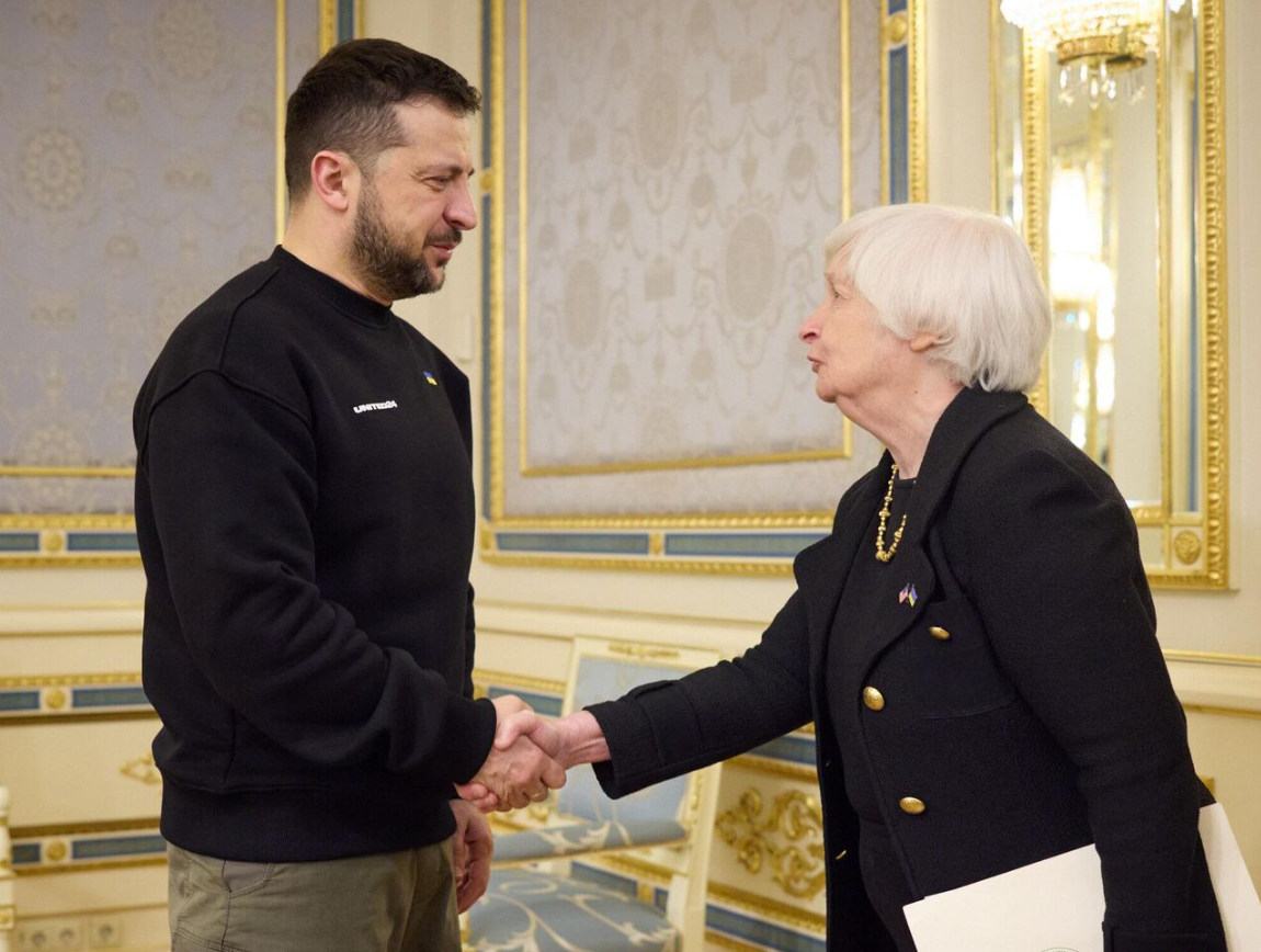    Американцы обозлились на главу минфина США за слова о помощи Украине Алексей А.