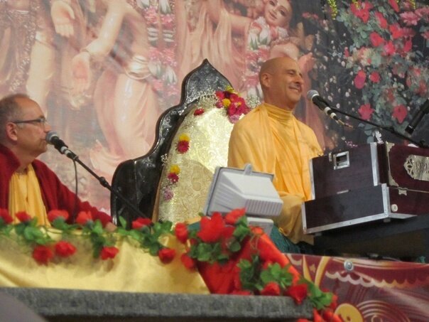 Радханатха Свами и Бхакти Вигьяна Госвами