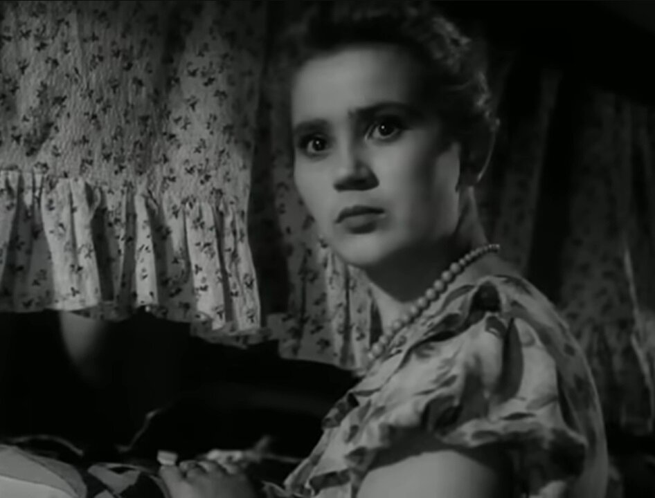 Кадр из фильма «Ночной гость» (1958). Скриншот.