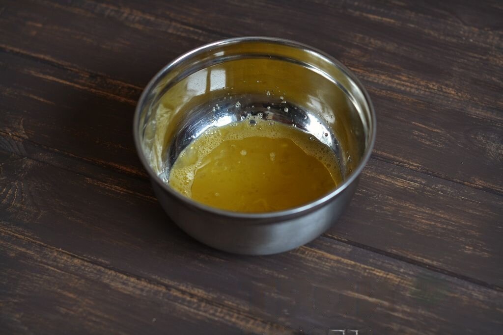 Добавить растительное масло