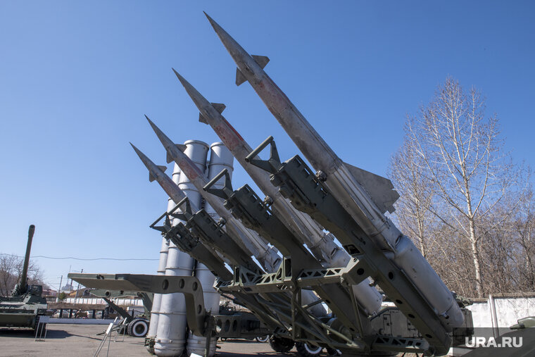    ВС РФ нанесли удар возмездия по военным объектам на Украине