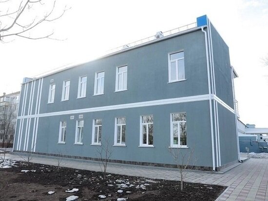     Детскую поликлинику Благовещенска обновят и достроят в ближайшее время. ФОТО: правительство Амурской области