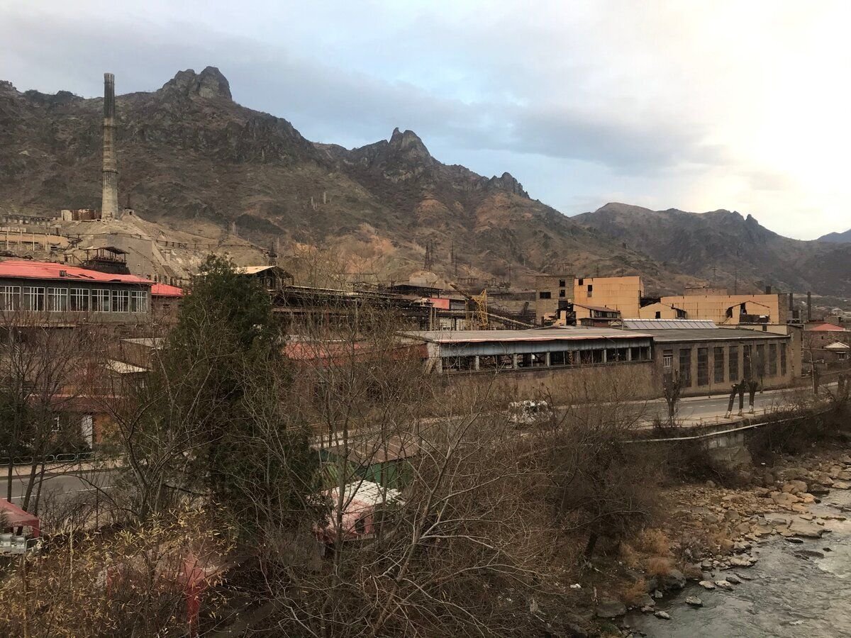 Производства заброшены