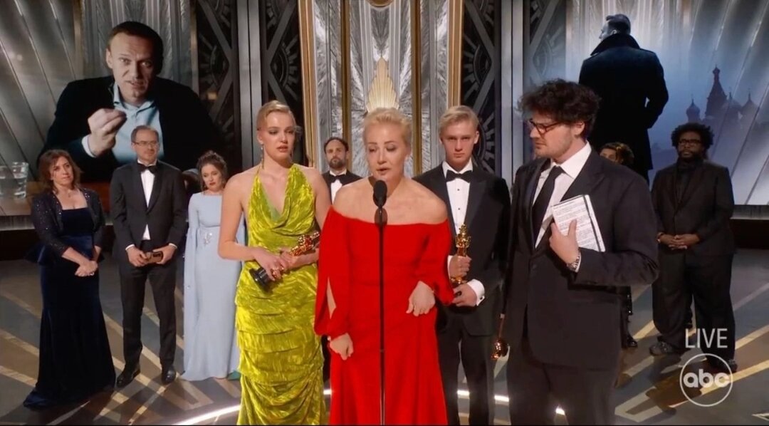 Жена Навального речь двигает. Фото из соцсетей. 