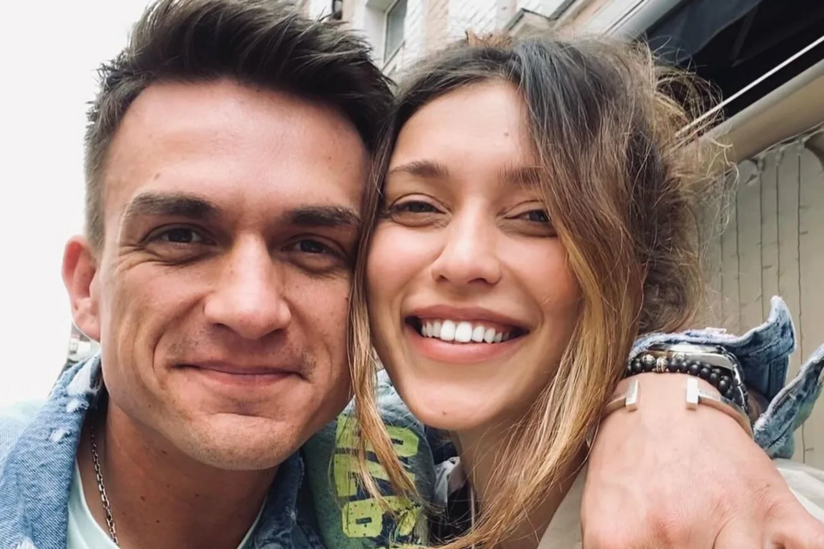 Влад Топалов и Регина Тодоренко. Фото взято из открытого источника https://yandex.ru/images/