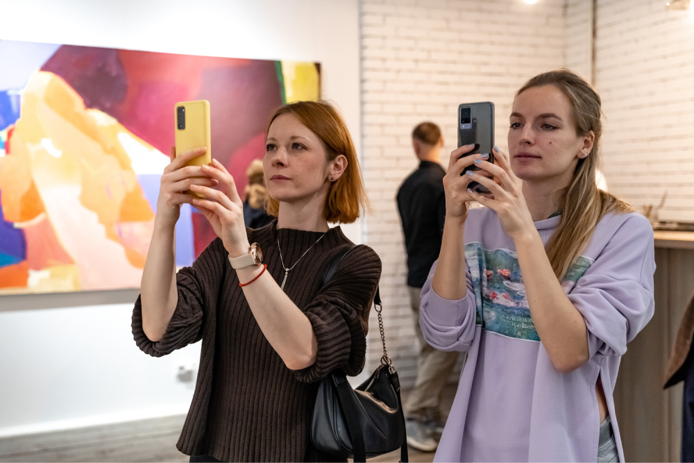    В Omelchenko Gallery пройдет презентация благотворительной раскраски «Art Is Love» (фото 2)