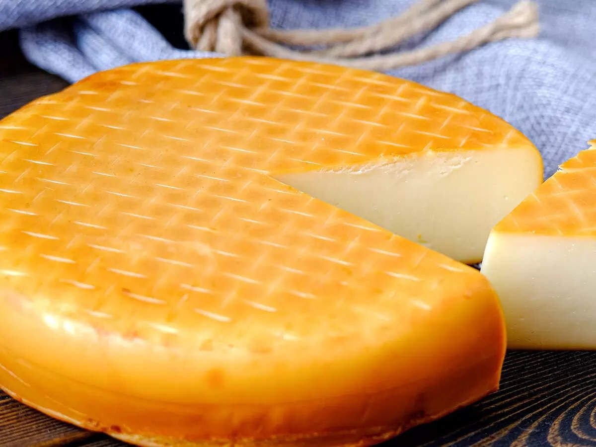 сыр сулугуни магнит. тенили сыр грузинский. сулугуни можно заморозить. сулугуни можно заморозить. сыр сулугуни добрынинский.