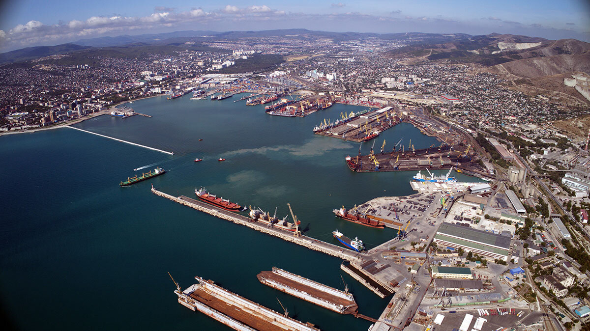 Порт "Новороссийск" с высоты птичьего полёта