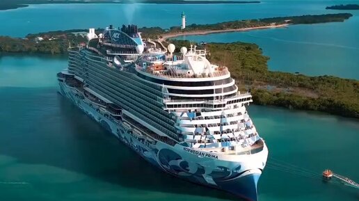 Круизный лайнер Norwegian Escape