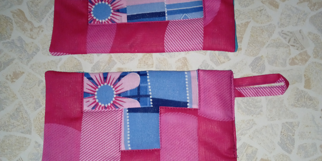 Простые прихватки без рулика. Описание работы с фото.