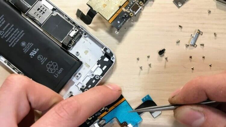    Теперь iPhone в России можно будет обслужить практически официально.
