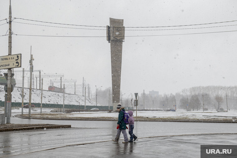    Похолодание обусловлено влиянием северо-западного антициклона