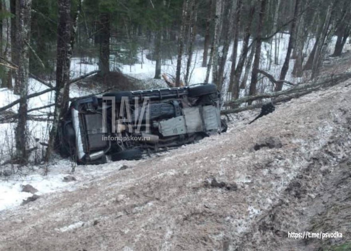    Один человек погиб на дорогах в Псковской области за неделю